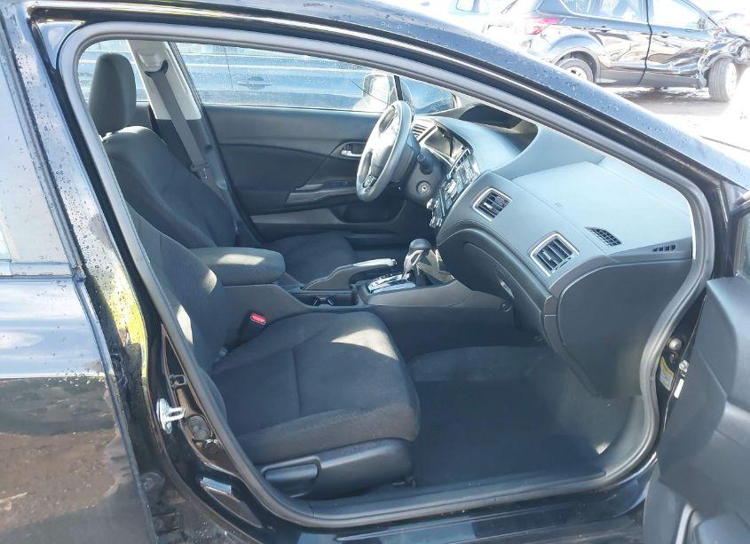 Photo 5 of 2013 Honda Civic LX (VIN 19XFB2F51DE040085)