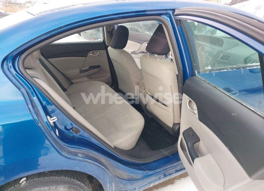 Photo 8 of 2013 Honda Civic LX (VIN 19XFB2F51DE041592)