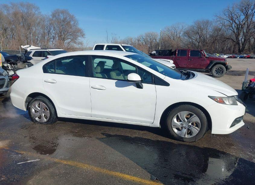 Photo 13 of 2013 Honda Civic LX (VIN 19XFB2F51DE042970)