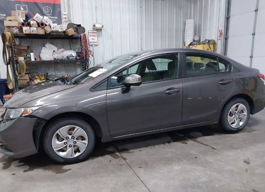 Photo 14 of 2013 Honda Civic LX (VIN 19XFB2F51DE075113)