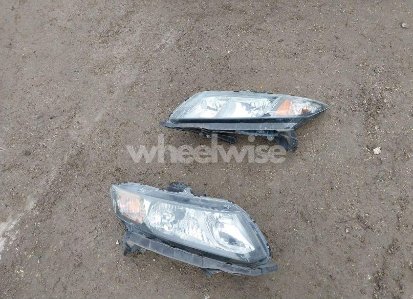 Photo 12 of 2013 Honda Civic LX (VIN 19XFB2F51DE086547)