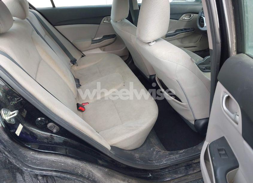 Photo 8 of 2013 Honda Civic LX (VIN 19XFB2F51DE091070)