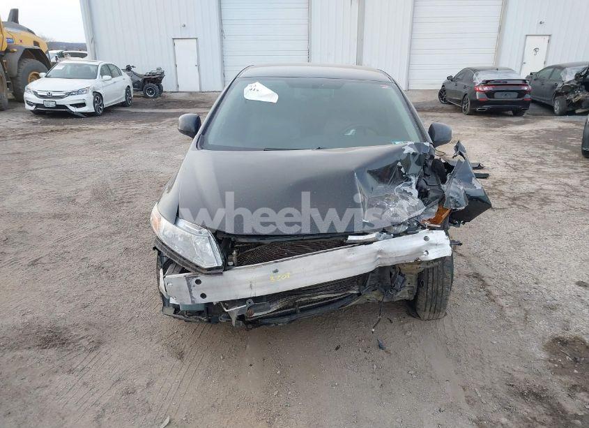 Photo 13 of 2013 Honda Civic LX (VIN 19XFB2F51DE209179)