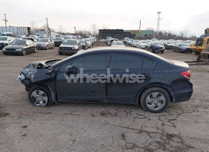 Photo 15 of 2013 Honda Civic LX (VIN 19XFB2F51DE209179)
