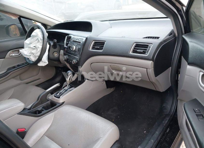 Photo 5 of 2013 Honda Civic LX (VIN 19XFB2F51DE209179)