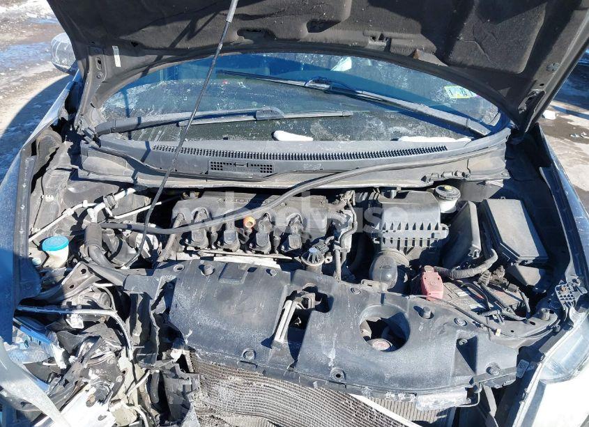 Photo 10 of 2013 Honda Civic LX (VIN 19XFB2F51DE216939)