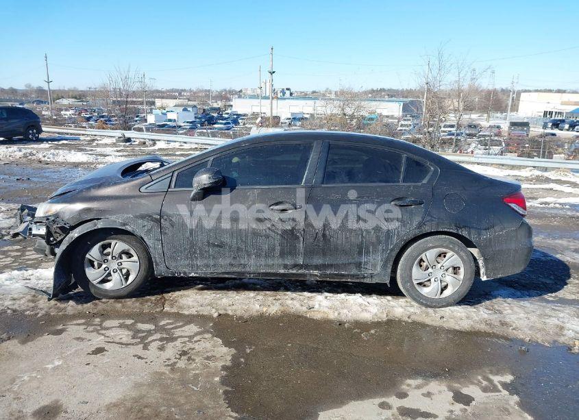 Photo 13 of 2013 Honda Civic LX (VIN 19XFB2F51DE216939)