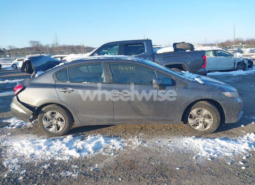 Photo 13 of 2013 Honda Civic LX (VIN 19XFB2F51DE221218)