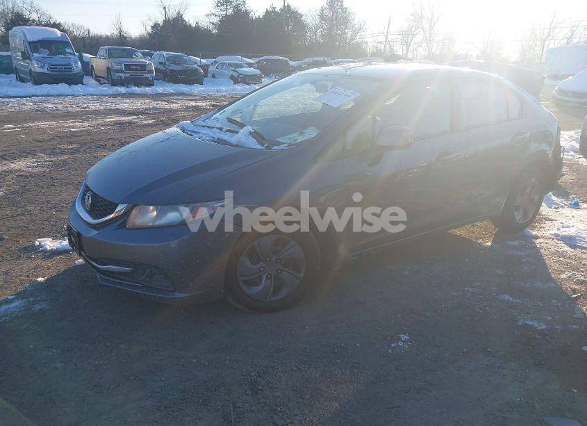 Photo 2 of 2013 Honda Civic LX (VIN 19XFB2F51DE221218)