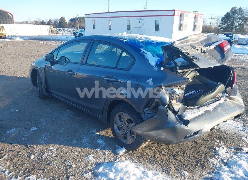 Photo 3 of 2013 Honda Civic LX (VIN 19XFB2F51DE221218)