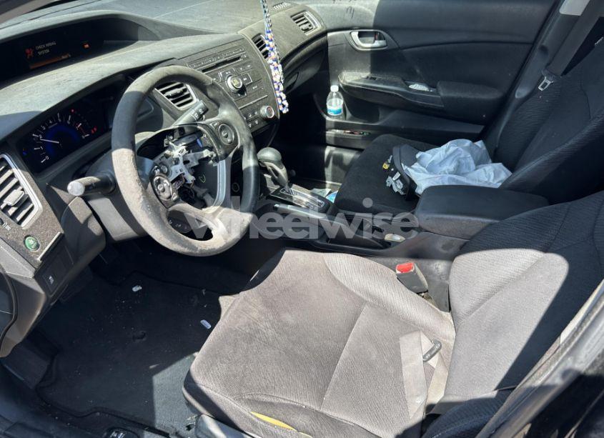 Photo 5 of 2013 Honda Civic LX (VIN 19XFB2F51DE260357)