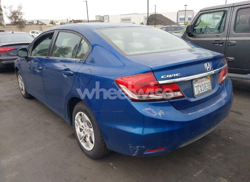 Photo 3 of 2013 Honda Civic LX (VIN 19XFB2F51DE281886)