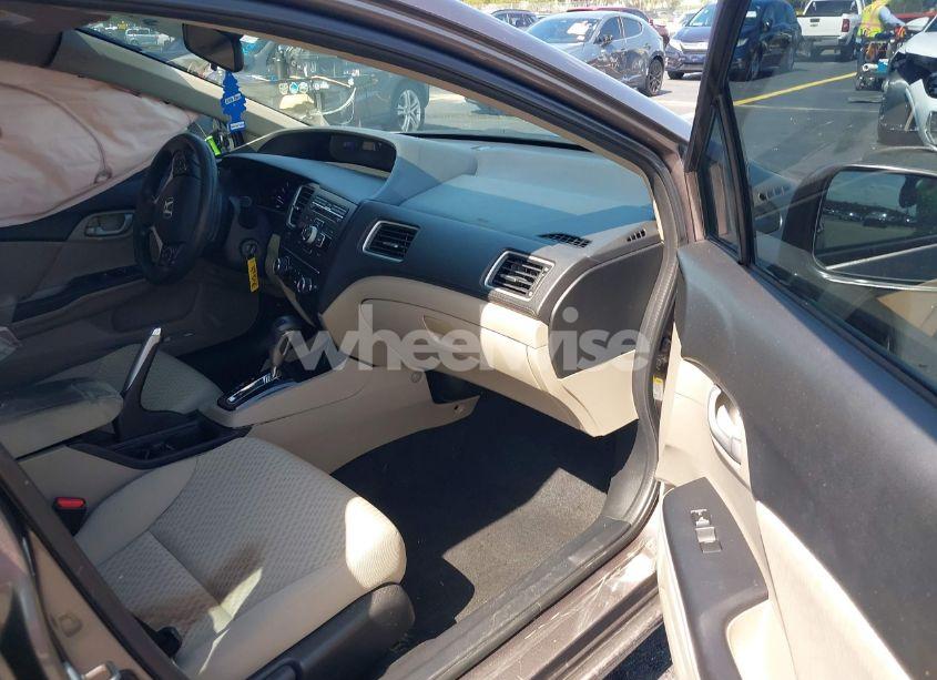 Photo 5 of 2014 Honda Civic LX (VIN 19XFB2F51EE013227)