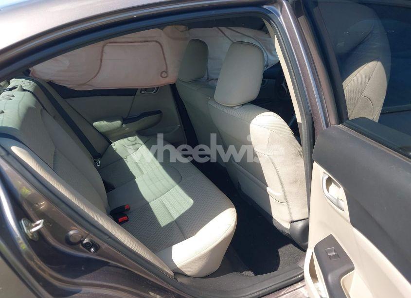 Photo 8 of 2014 Honda Civic LX (VIN 19XFB2F51EE013227)