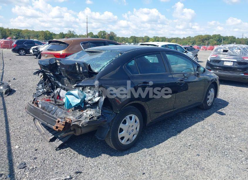 Photo 4 of 2014 Honda Civic LX (VIN 19XFB2F51EE023224)