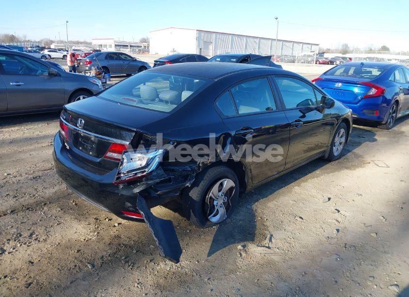 Photo 6 of 2014 Honda Civic LX (VIN 19XFB2F51EE029198)