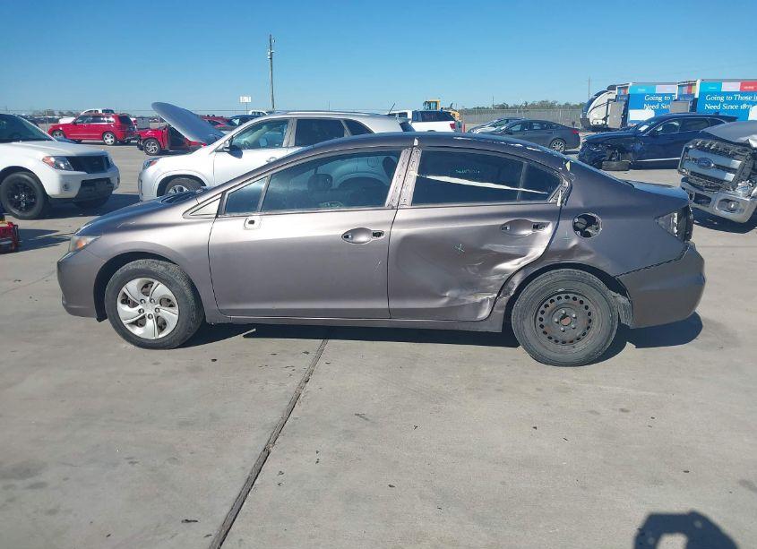 Photo 14 of 2014 Honda Civic LX (VIN 19XFB2F51EE068776)