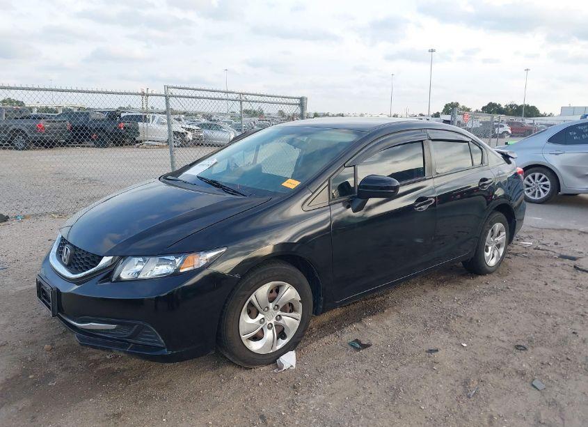 Photo 2 of 2014 Honda Civic LX (VIN 19XFB2F51EE069345)