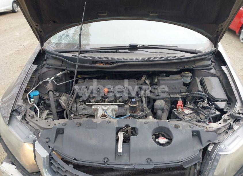 Photo 10 of 2014 Honda Civic LX (VIN 19XFB2F51EE248632)