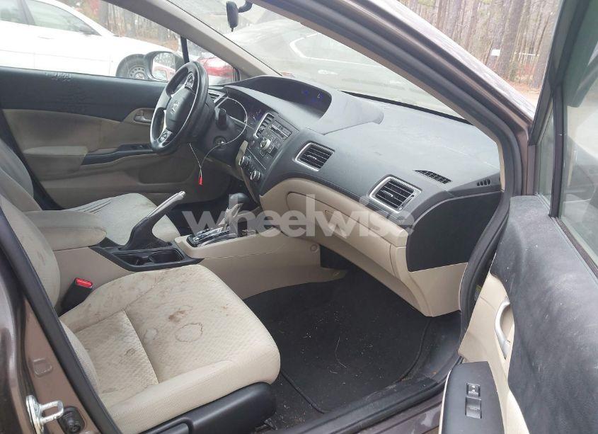 Photo 5 of 2014 Honda Civic LX (VIN 19XFB2F51EE248632)