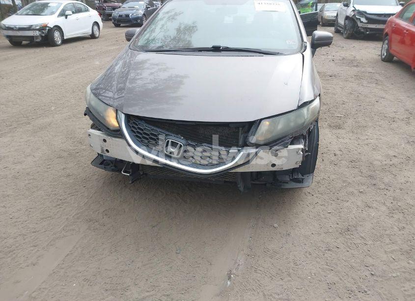 Photo 6 of 2014 Honda Civic LX (VIN 19XFB2F51EE248632)