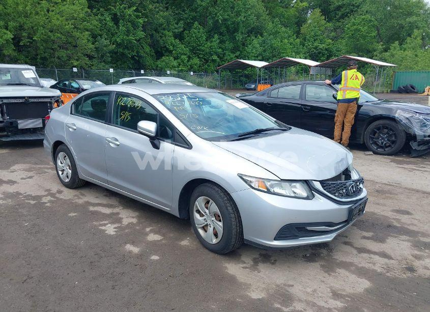 2014 Honda Civic LX (VIN 19XFB2F51EE256374) main photo