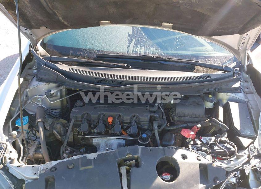 Photo 10 of 2015 Honda Civic LX (VIN 19XFB2F51FE026965)