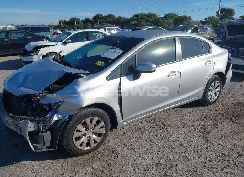 Photo 2 of 2015 Honda Civic LX (VIN 19XFB2F51FE026965)