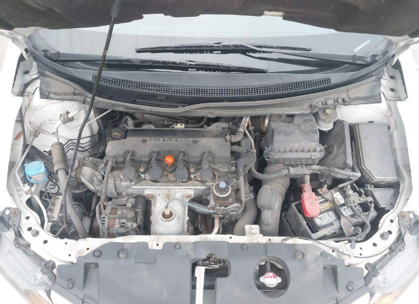 Photo 10 of 2015 Honda Civic LX (VIN 19XFB2F51FE081125)