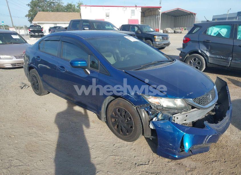 2015 Honda Civic LX (VIN 19XFB2F51FE083909) main photo