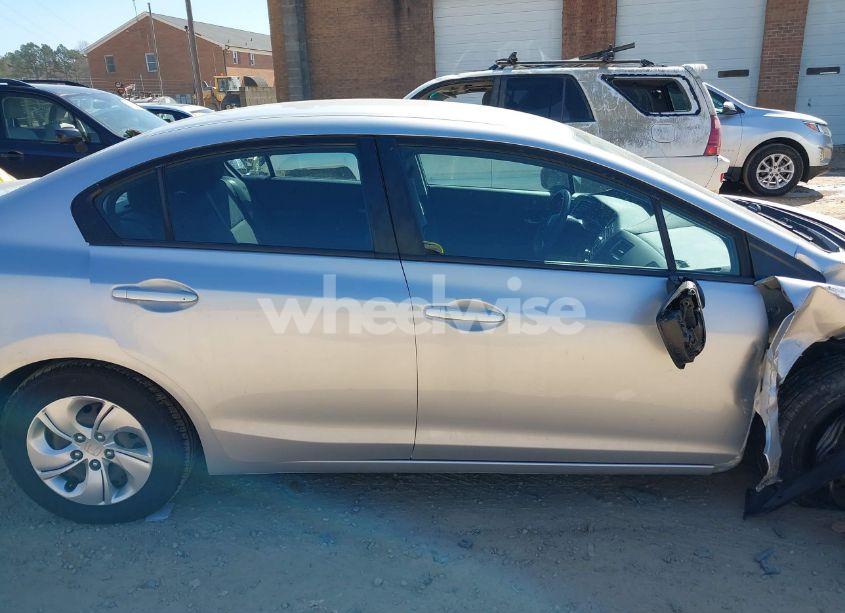 Photo 13 of 2015 Honda Civic LX (VIN 19XFB2F51FE095011)