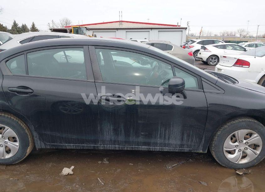 Photo 13 of 2015 Honda Civic LX (VIN 19XFB2F51FE100028)