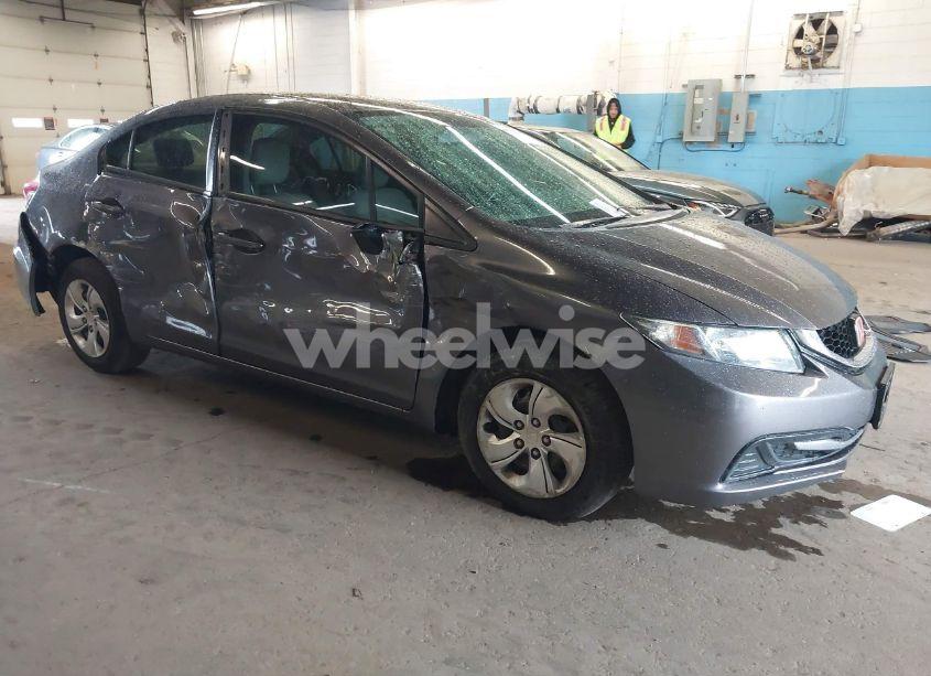 2015 Honda Civic LX (VIN 19XFB2F51FE120232) main photo