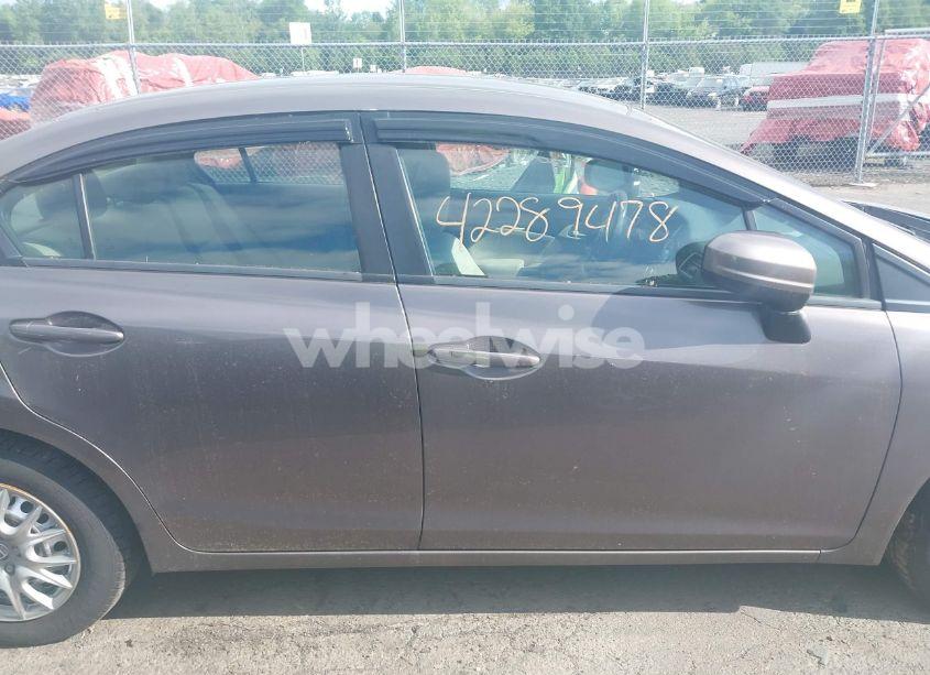 Photo 13 of 2015 Honda Civic LX (VIN 19XFB2F51FE227720)