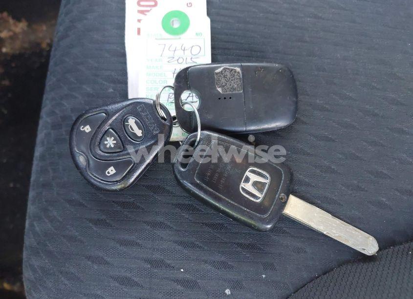 Photo 11 of 2015 Honda Civic LX (VIN 19XFB2F51FE232027)