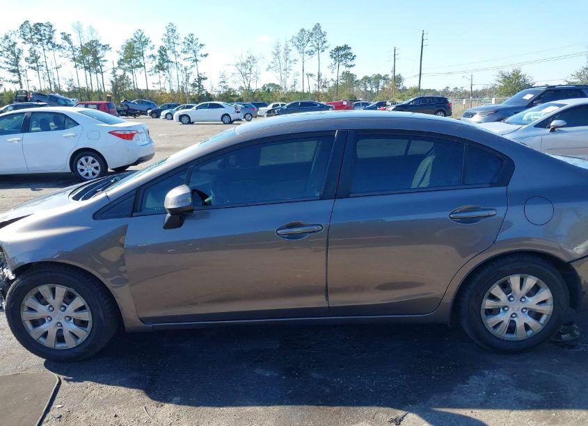 Photo 15 of 2012 Honda Civic LX (VIN 19XFB2F52CE017297)