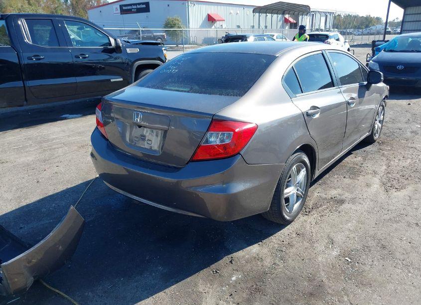 Photo 4 of 2012 Honda Civic LX (VIN 19XFB2F52CE017297)