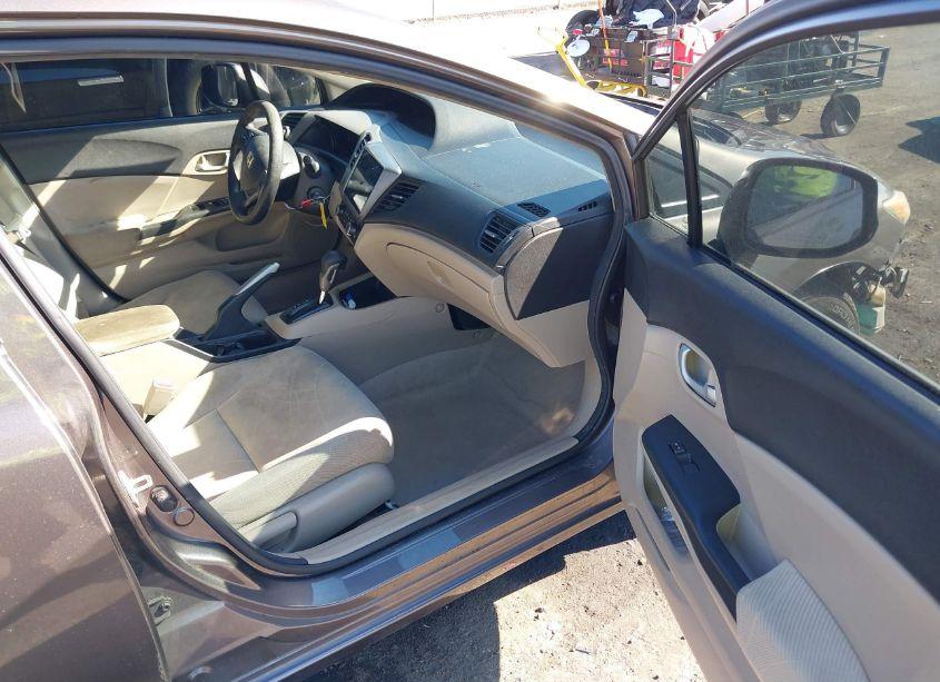 Photo 5 of 2012 Honda Civic LX (VIN 19XFB2F52CE017297)