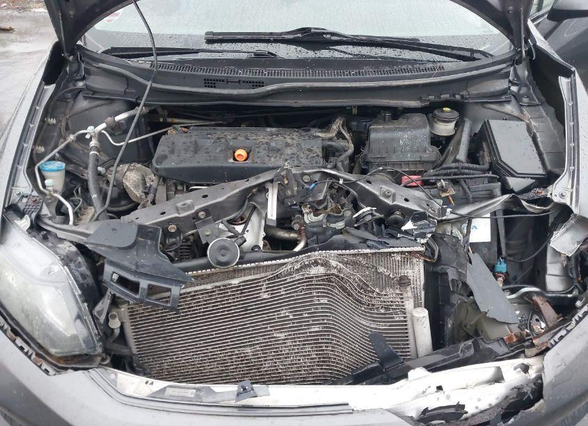 Photo 10 of 2012 Honda Civic SDN LX (VIN 19XFB2F52CE017428)