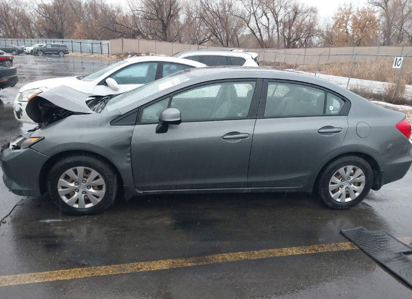 Photo 14 of 2012 Honda Civic SDN LX (VIN 19XFB2F52CE017428)