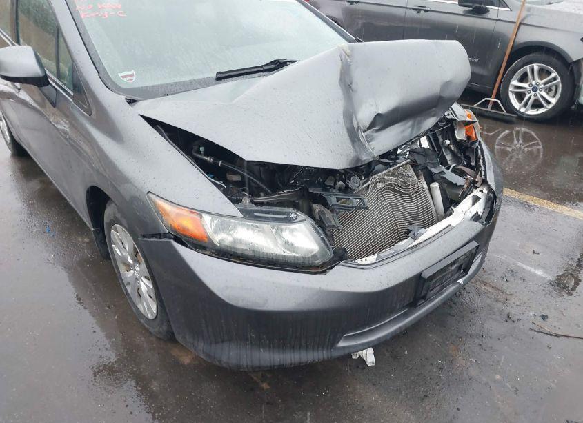 Photo 6 of 2012 Honda Civic SDN LX (VIN 19XFB2F52CE017428)