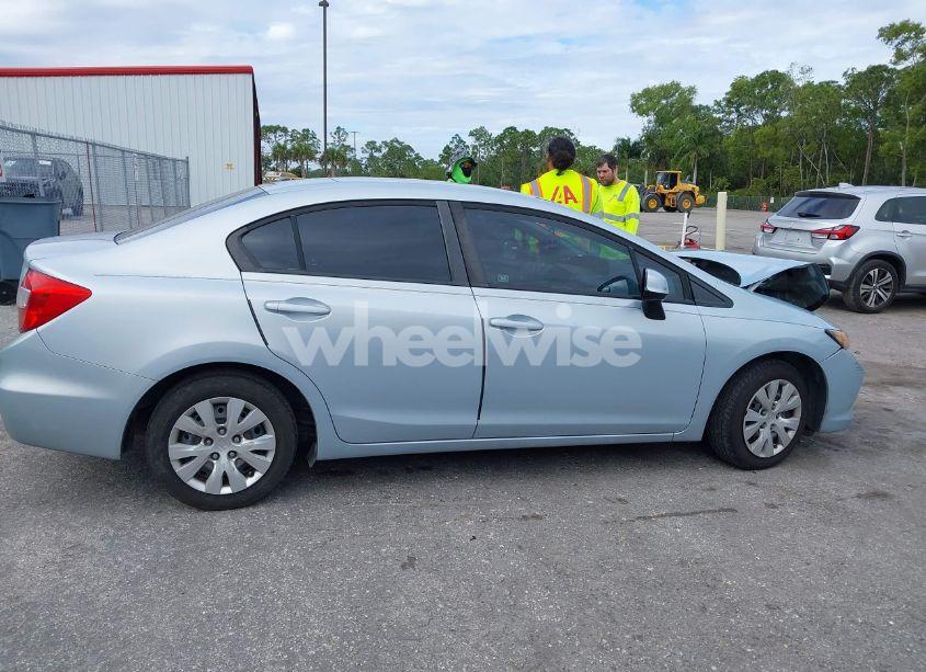 Photo 14 of 2012 Honda Civic SDN LX (VIN 19XFB2F52CE018966)