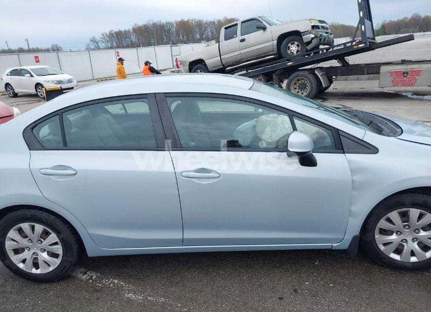 Photo 13 of 2012 Honda Civic LX (VIN 19XFB2F52CE025805)