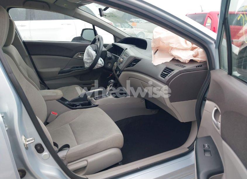 Photo 5 of 2012 Honda Civic LX (VIN 19XFB2F52CE025805)