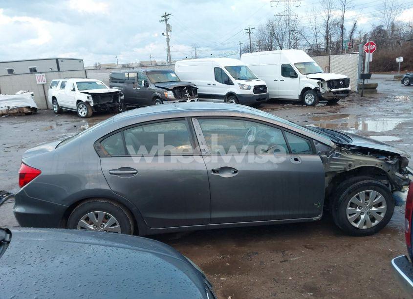 Photo 14 of 2012 Honda Civic SDN LX (VIN 19XFB2F52CE026713)