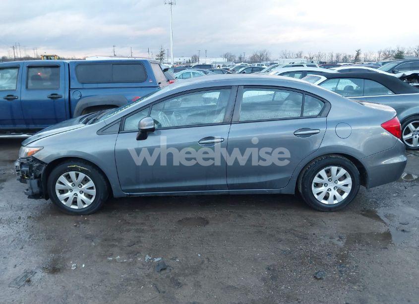 Photo 15 of 2012 Honda Civic SDN LX (VIN 19XFB2F52CE026713)