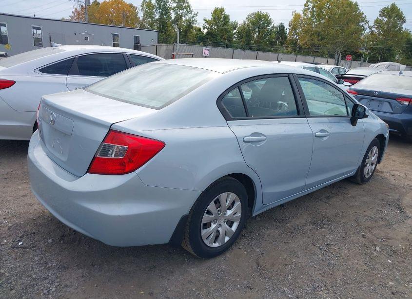 Photo 4 of 2012 Honda Civic LX (VIN 19XFB2F52CE028591)