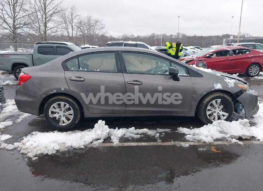 Photo 13 of 2012 Honda Civic LX (VIN 19XFB2F52CE032902)