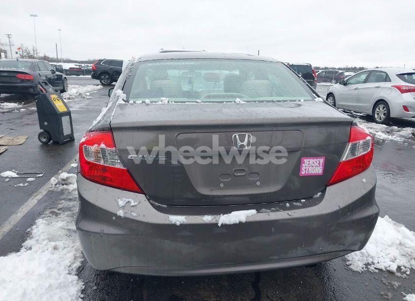 Photo 16 of 2012 Honda Civic LX (VIN 19XFB2F52CE032902)