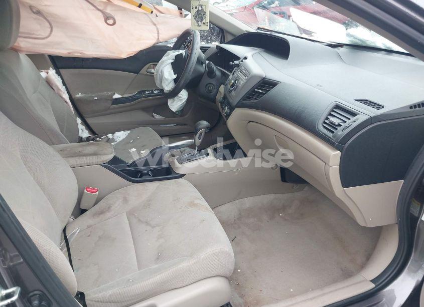 Photo 5 of 2012 Honda Civic LX (VIN 19XFB2F52CE032902)